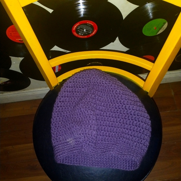 Women's hipster baggy hats . Hand made. Fitz all sizes s to L. - Picture 2 of 3